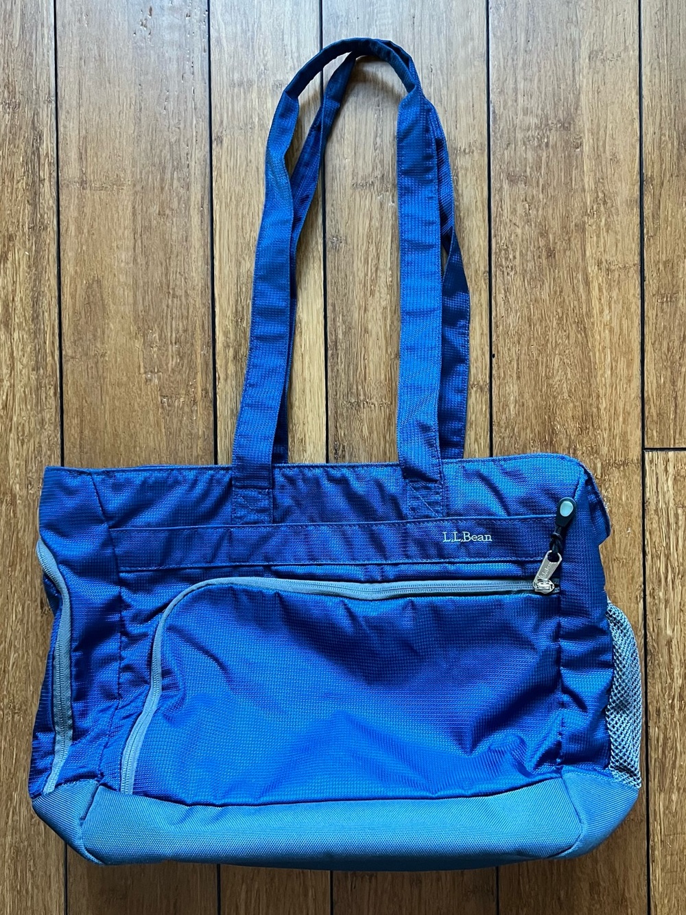 L.L. Bean Duffle Bag OFVL2  Shoulder Tote Color Royal Blue